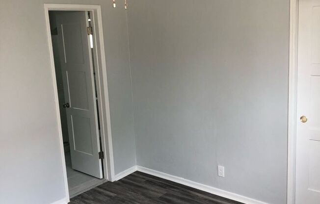 1 bed, 1 bath, 440 sqft, $2,300, Unit EM869