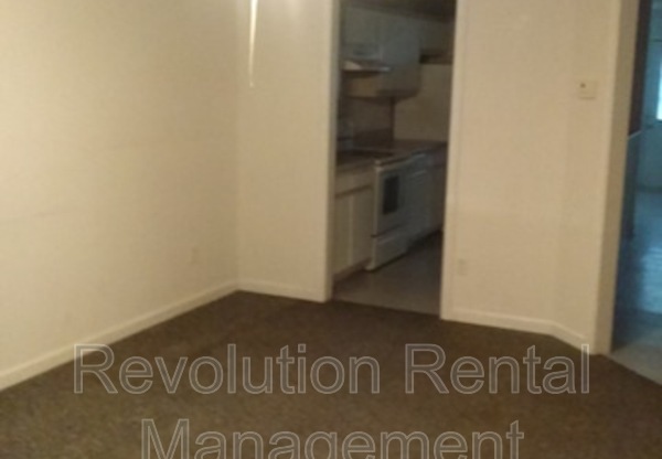 733 Stallings Rd Apt D