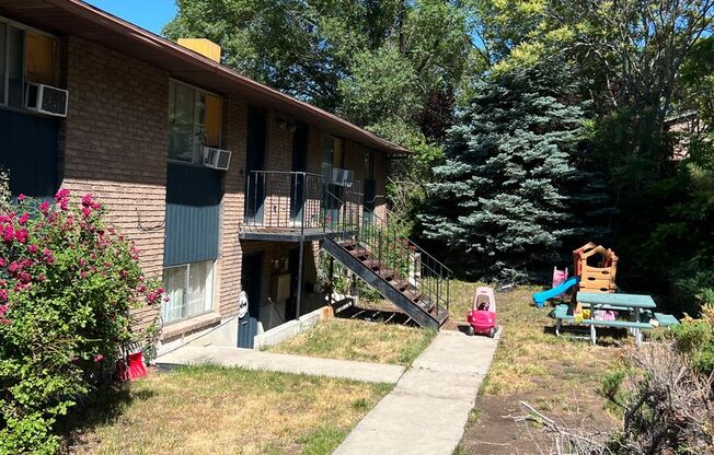 Great 2 Bedroom 1 Bathroom Apartment in Provo!