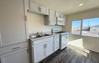 1 bed, 1 bath, $1,295