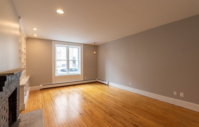 40 MT VERNON ST