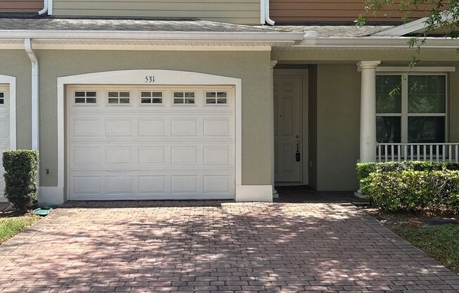 Beautiful 2-Story Townhome in Battaglia Subdivision, St. Cloud, FL