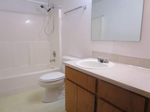 2 beds, 2 baths, $2,000