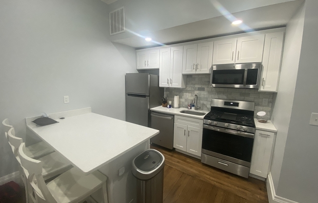 475 Massachusetts Ave 1