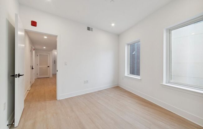 1 bed, 1 bath, 607 sqft, $1,450, Unit Unit 404