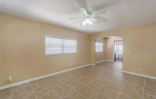 2626 34 AVE N