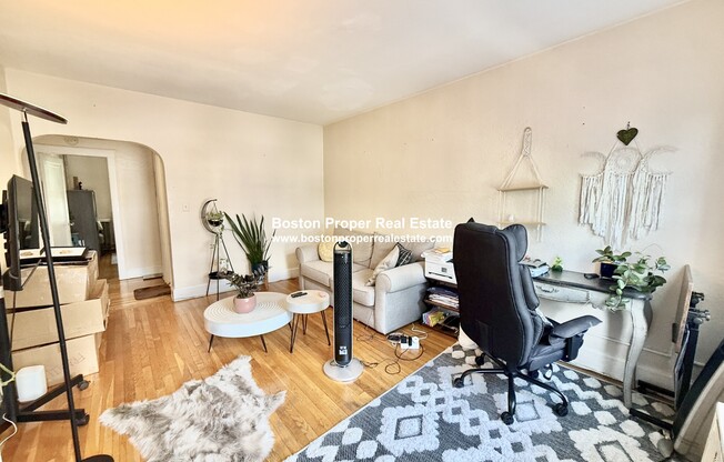 90 Kilsyth Rd Apt 25