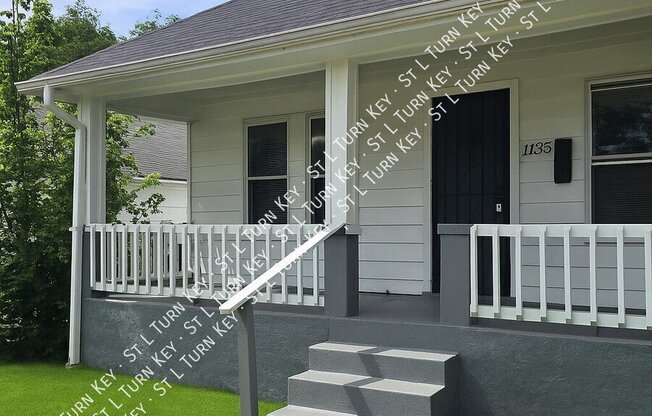 1135 CANAAN AVE