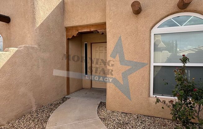 Southwestern Beauty - Excellent location!
