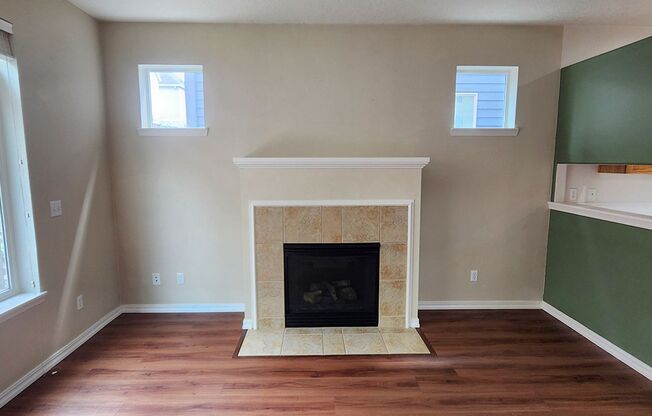 Adorable newer construction 3 Bed/2.5 Bath home in the Arbor Vineyards Community of Beaverton