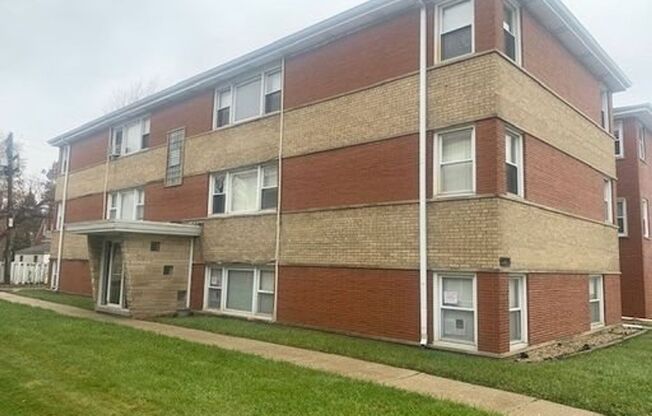 9208 S. Kedzie Ave.