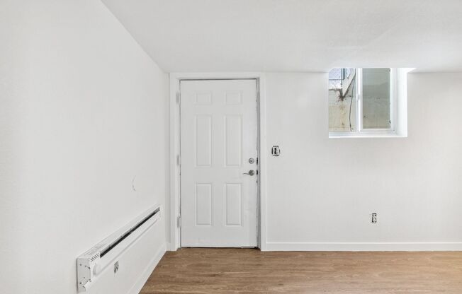 1 bed, 1 bath, 500 sqft, $1,150, Unit 1877B