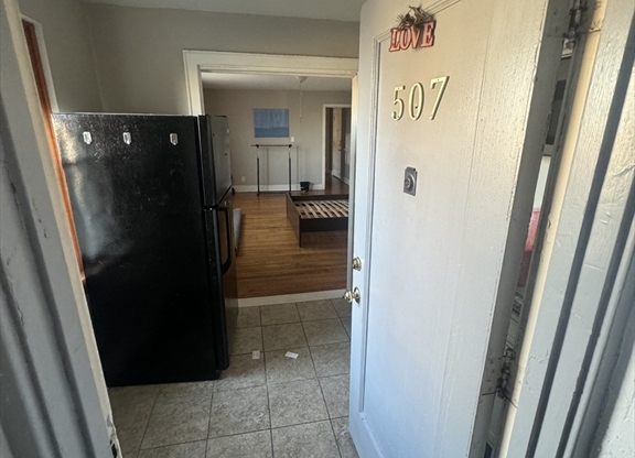 1 bed, 1 bath, 654 sqft, $2,200, Unit 507