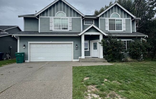 HUGE PET FRIENDLY Rental