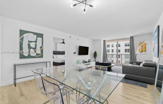 1 bed, 1 bath, $3,500, Unit # 1907