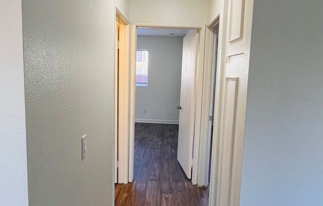 2 beds, 1 bath, $1,995, Unit 10