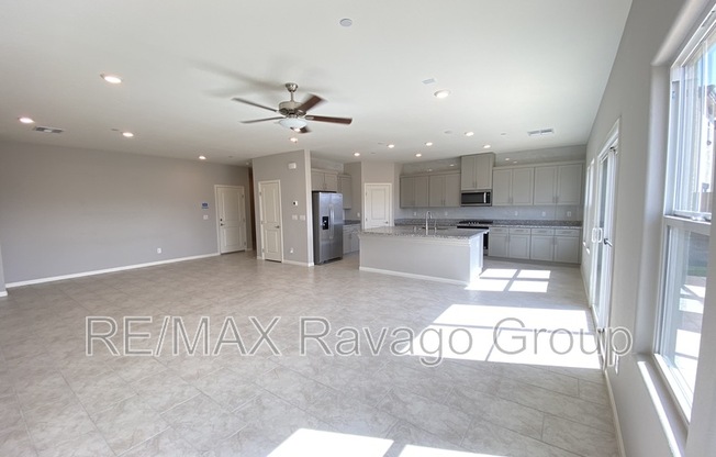 393 WINTER DOVE AVE