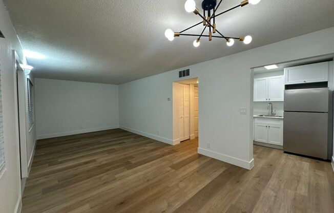 1 bed, 1 bath, $1,695, Unit 9