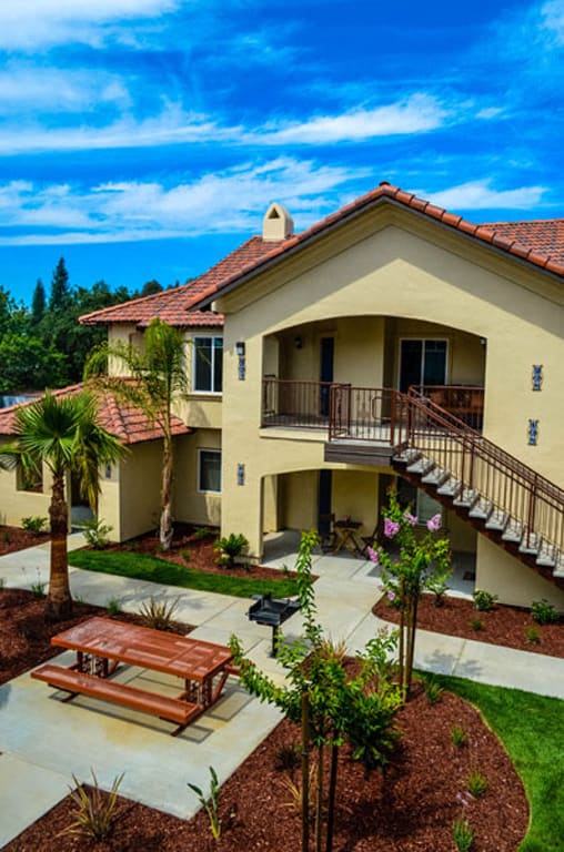 Villa Faria Fresno Apartments