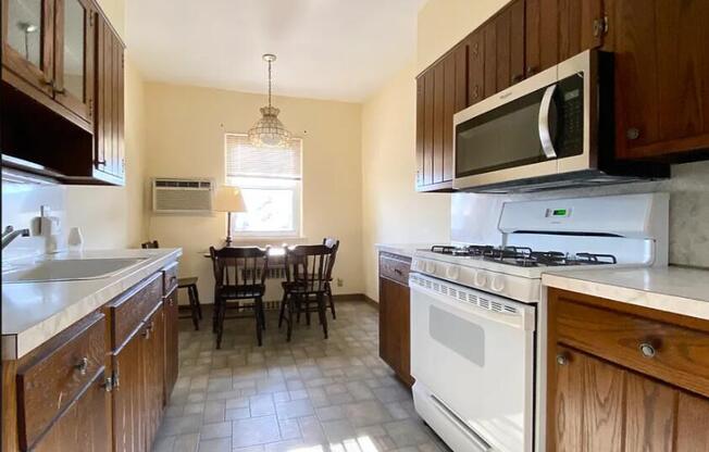 25 81 45 ST