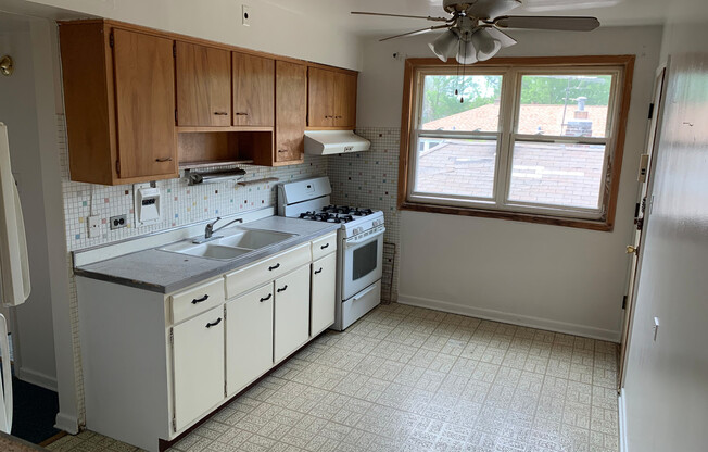 6440-6442 N Richmond
