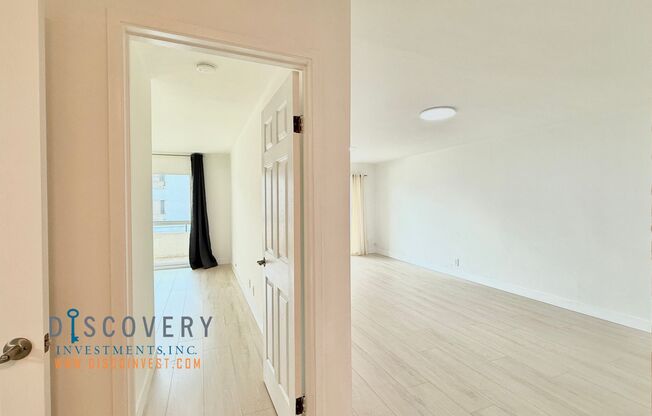 Stylish One-Bedroom Condo in Prime Adams Point Location Now Availal