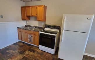 1 bed, 1 bath, 700 sqft, $795, Unit 924