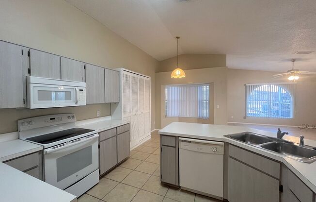 3 beds, 2 baths, $2,195