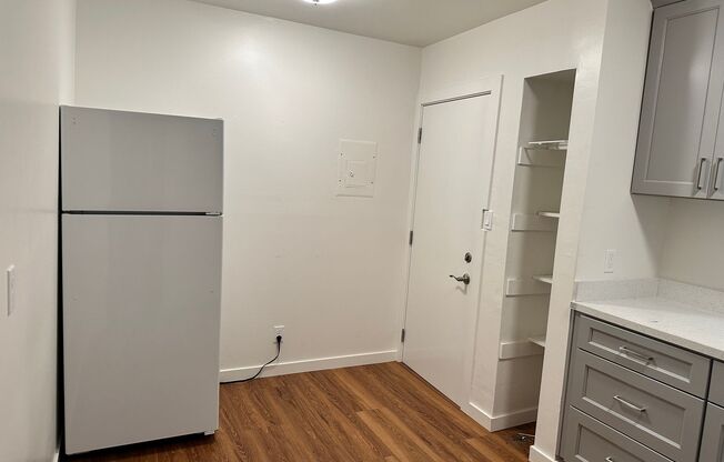 1 bed, 1 bath, 700 sqft, $2,100, Unit Apt. #C