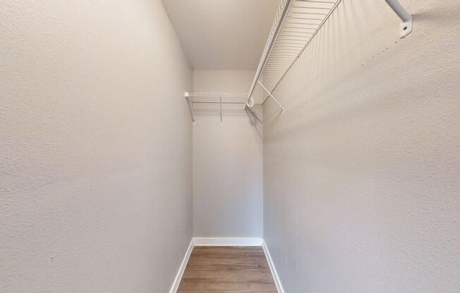 2 beds, 1 bath, 745 sqft, $1,100