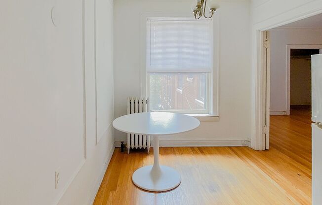 Studio, 1 bath, 437 sqft, $1,695, Unit 432-211