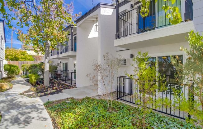 1 bed, 1 bath, 780 sqft, $2,495, Unit 4751-32