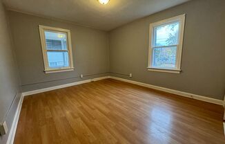 2 beds, 1.5 baths, $995