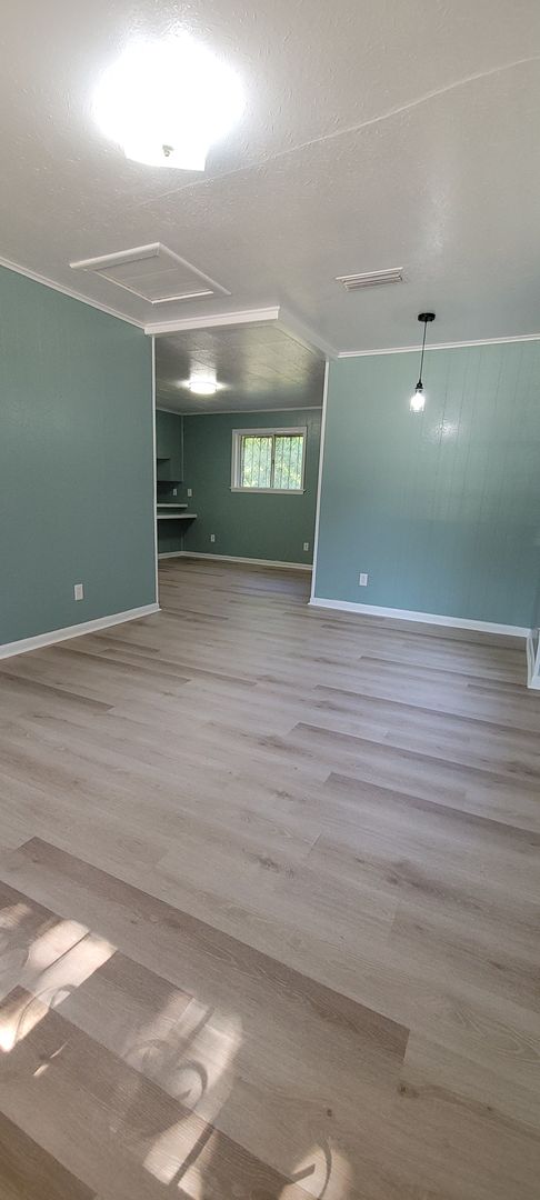 Beautiful 4 bedroom/1 bath home fully rehabbed with Central Air and Heat