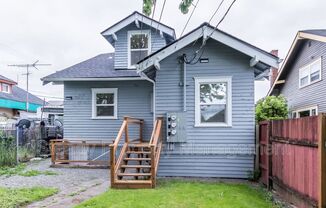 3737 Tacoma Ave. S.