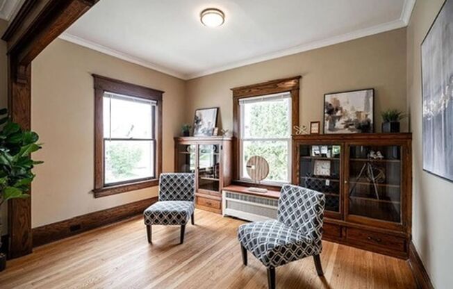 Amazing 5-Bedroom, 2.5 Bathroom Updated House on the East Side, just blocks from the Lake!