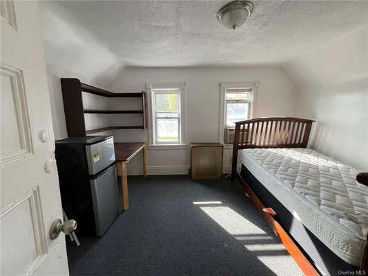 2 beds, 1 bath, 1,000 sqft, $3,500