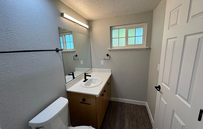 1 bed, 1 bath, 633 sqft, $2,295, Unit 800E5