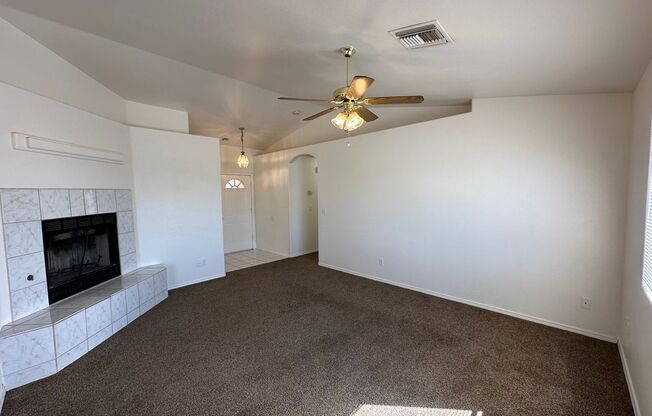 3 beds, 2 baths, $1,500