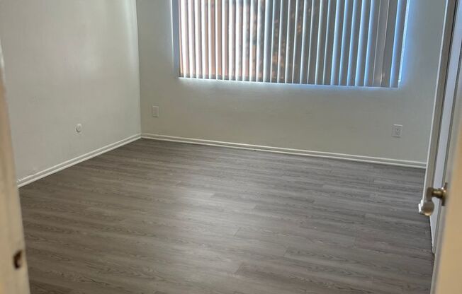 1 bed, 1 bath, $2,000, Unit 218
