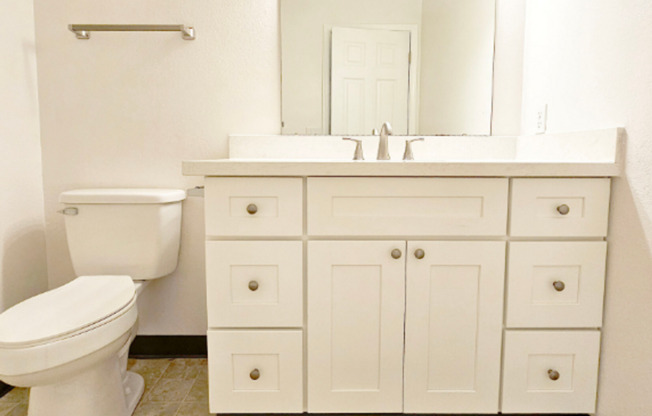 1 bed, 1 bath, 645 sqft, $1,495, Unit A-21