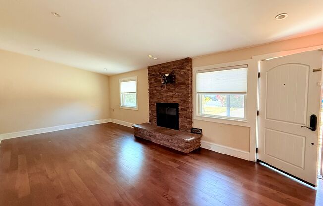 1700 Pearl Street - 30% Rental Fee