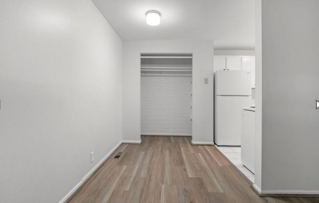 1 bed, 1 bath, 600 sqft, $1,200, Unit 5