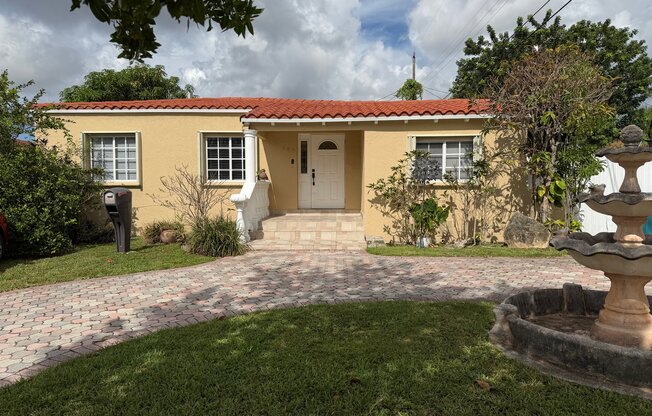 520 SW 56 AVE