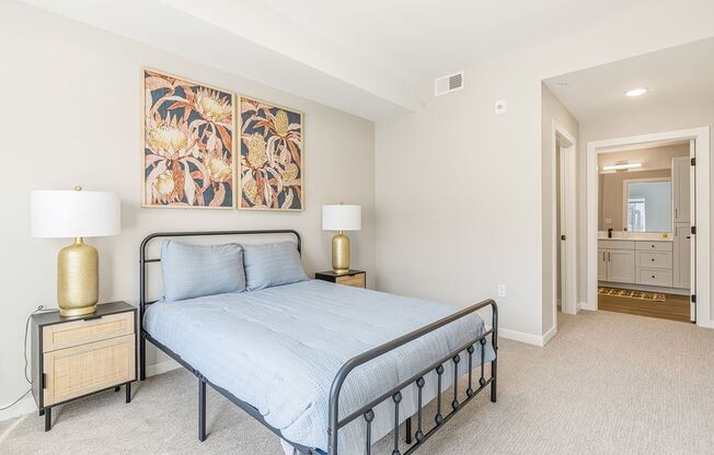 2 beds, 2 baths, 1,029 sqft, $1,775, Unit 1-204