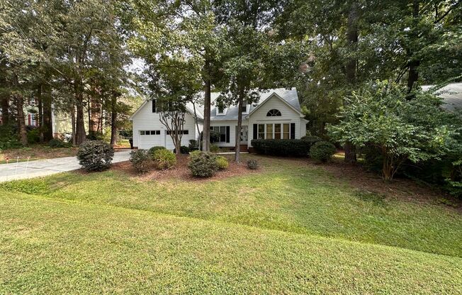 **West Durham 5bd / 3.5ba Oasis**