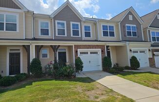 3 beds, 2.5 baths, $2,095