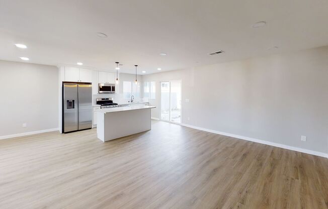 Fully Renovated! 4BD/2BA