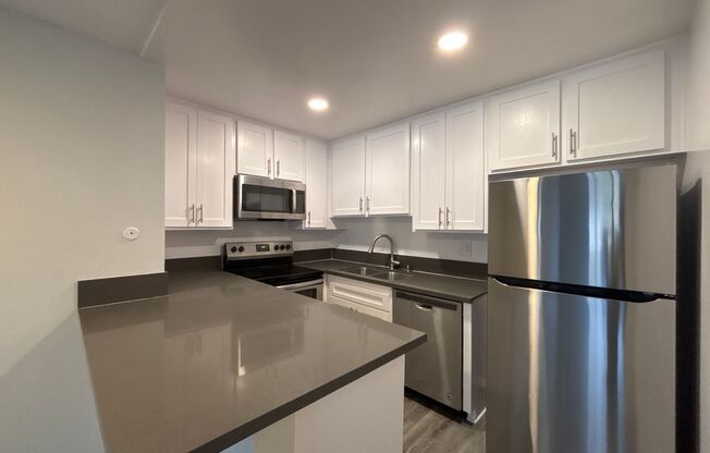 1 bed, 1 bath, 600 sqft, $1,598, Unit 223