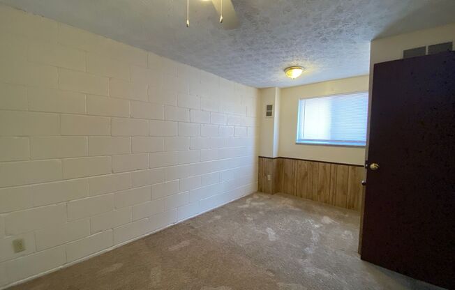 201-53 W. 9th Ave. SK
